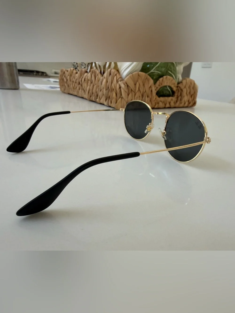 Ray Ban Round Metal Sunglasses - Picture 6 of 8